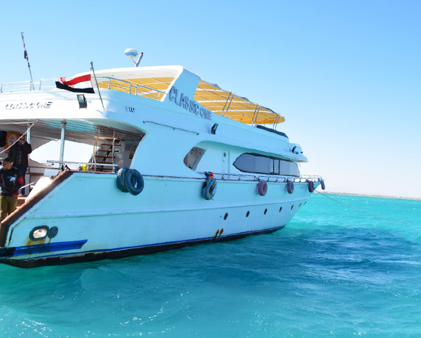 Classic Snorkeling Yachts